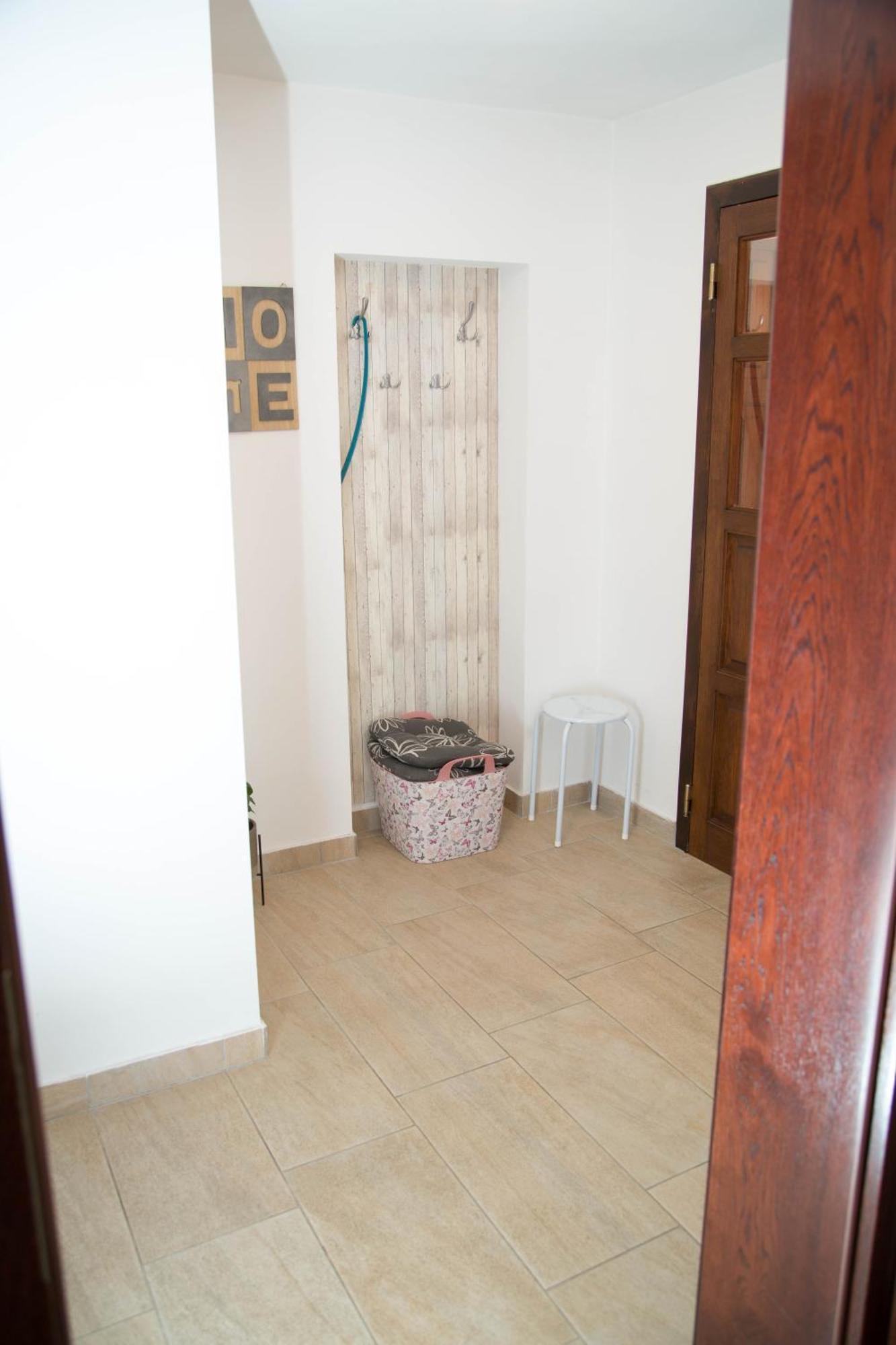 Apartmani Baotic Zupanja Phòng bức ảnh