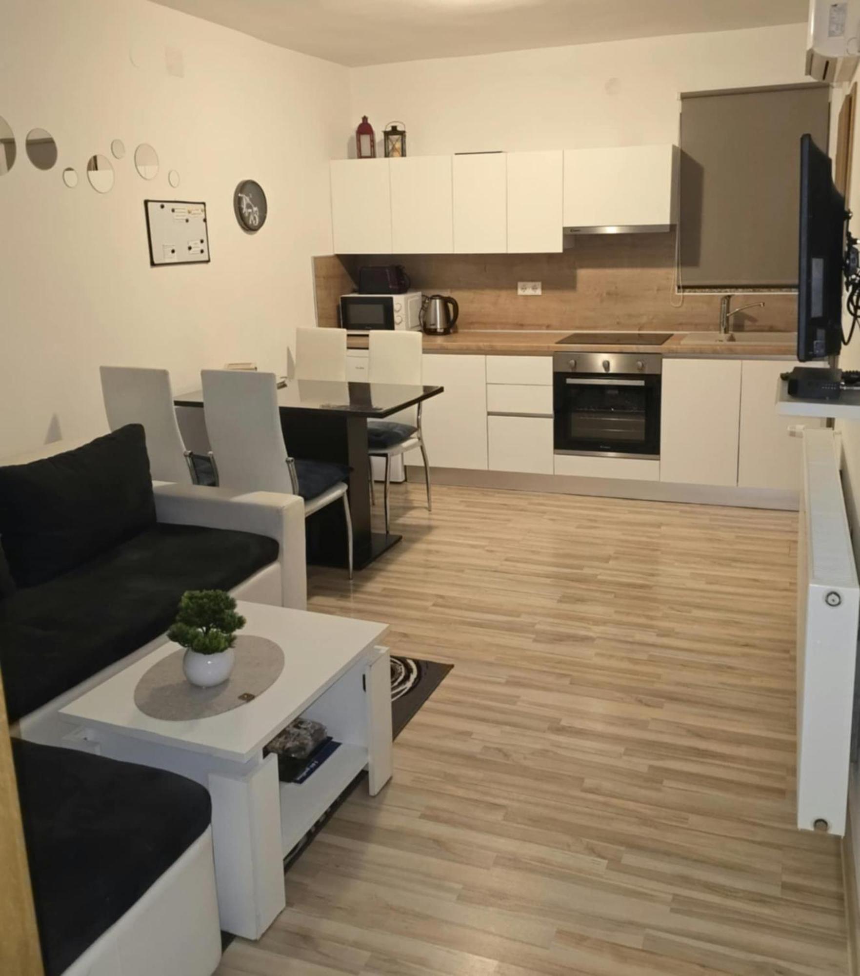 Apartmani Baotic Zupanja Ngoại thất bức ảnh
