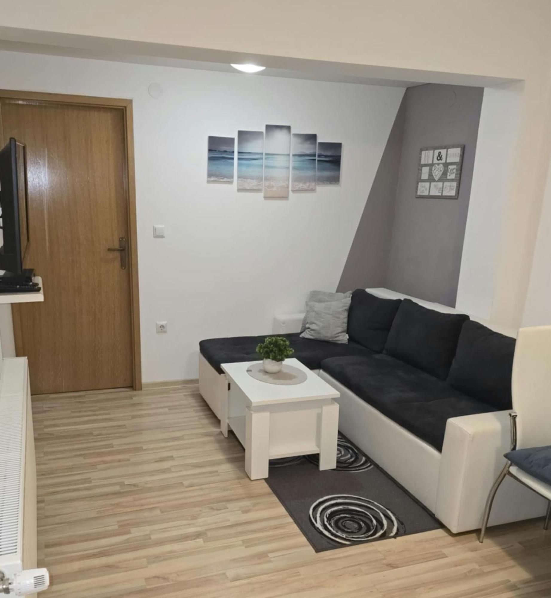 Apartmani Baotic Zupanja Ngoại thất bức ảnh